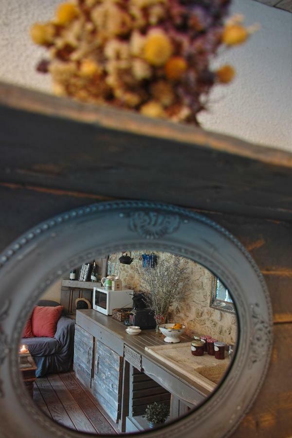 Le Moulin De Picaud Bed & Breakfast Grans Екстериор снимка